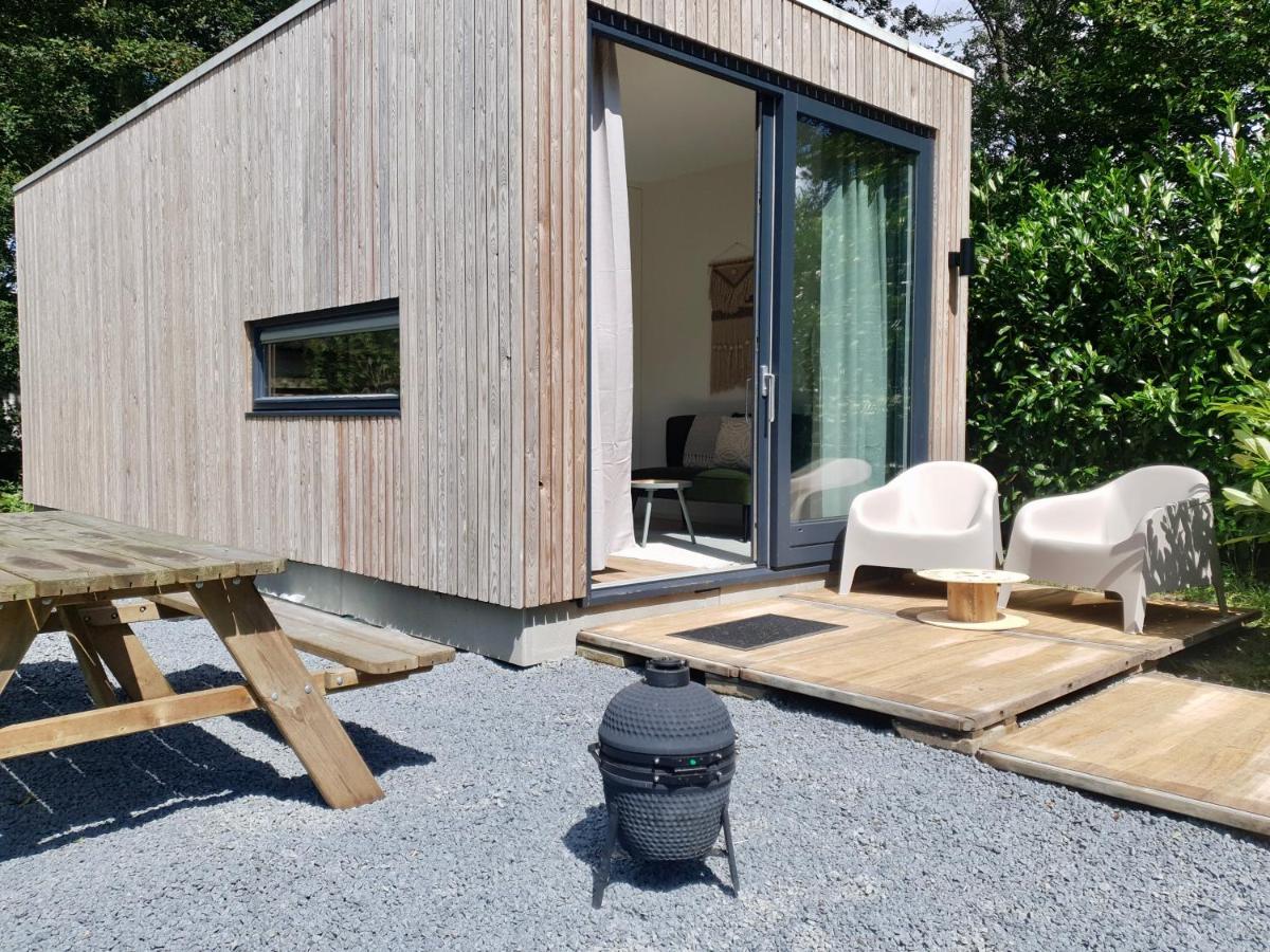 Modern Tiny House Op Rustig Watersportpark Villa Elahuizen Kültér fotó