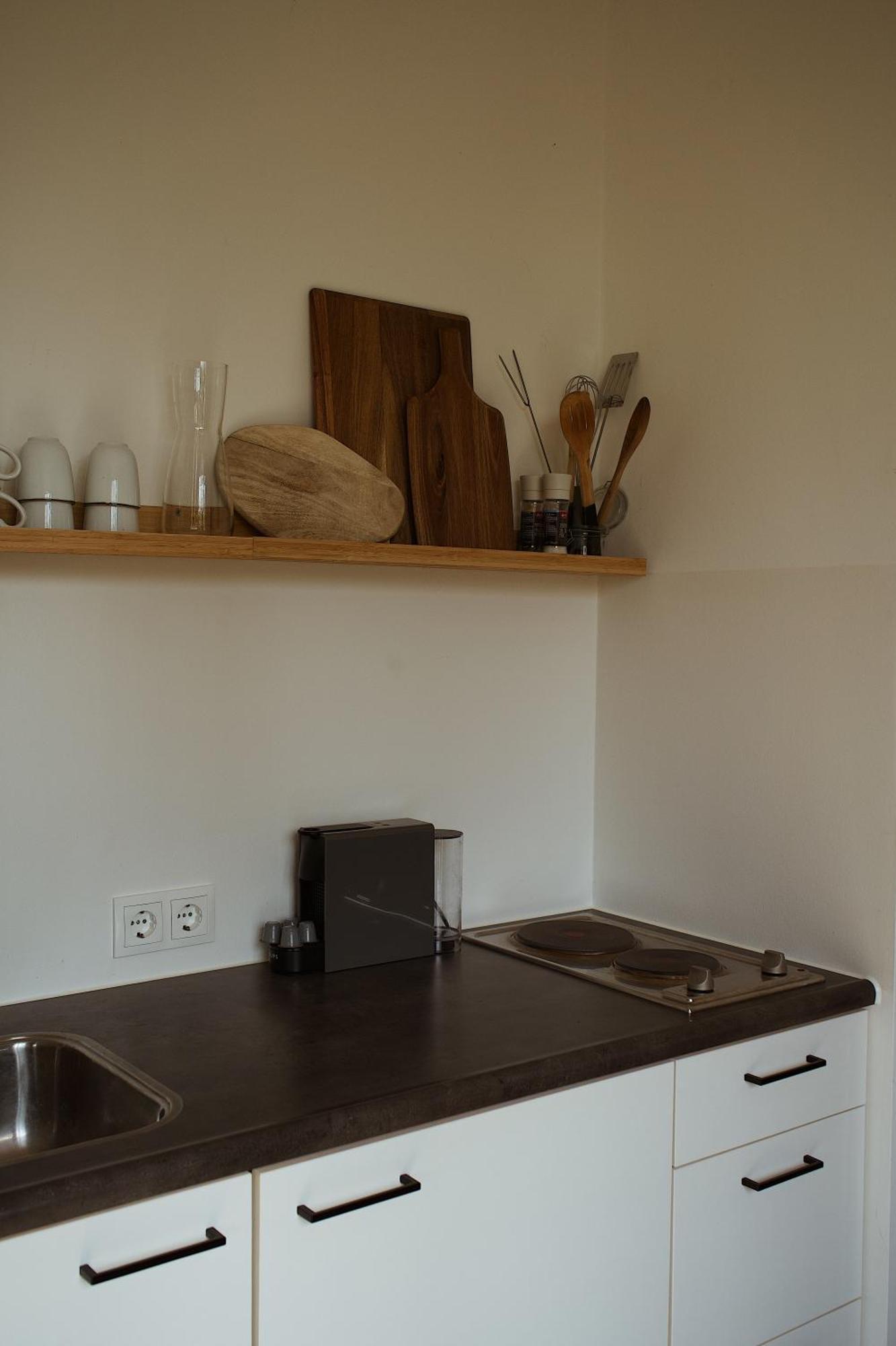 Modern Tiny House Op Rustig Watersportpark Villa Elahuizen Kültér fotó
